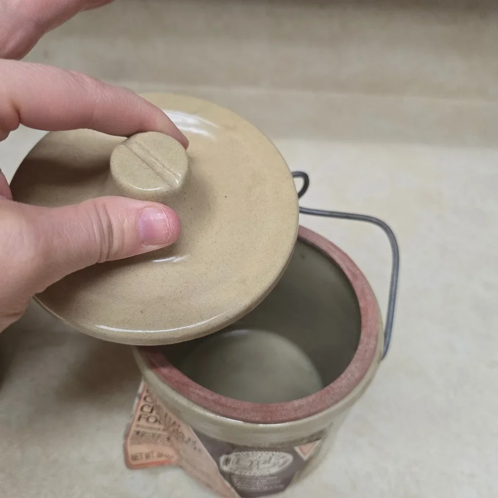Vintage Stoneware Cheese Crocks Set of 2 Wisconsin‎ Heritage Great Seal USA Tan
